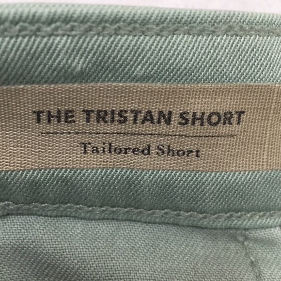 AG Adriano Goldschmied The Tristan Short Size 28R Tailored Style Light Green EUC - Picture 8 of 11